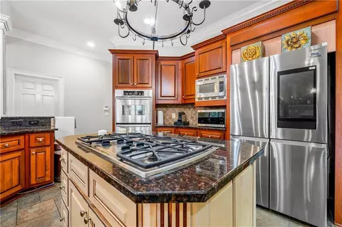 Kitchen - 8960 Merion Dr, Duluth, GA 30097 photo 2 of 5