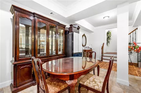 Dining - 8960 Merion Dr, Duluth, GA 30097 photo 1 of 6