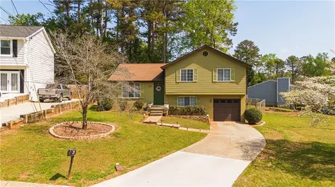4592 Midridge Dr, Norcross, GA 30093