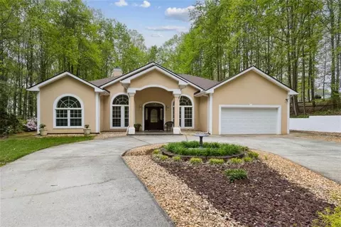205 Carruth Rd, Jefferson, GA 30549