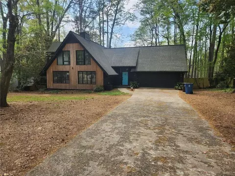 240 Summerfield Dr, Alpharetta, GA 30022