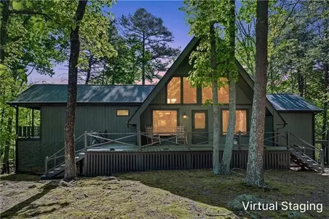 114 Cherokee Dr S, Waleska, GA 30183