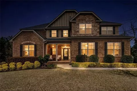 339 Oatgrass Dr, Grayson, GA 30017