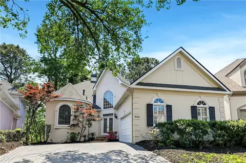 225 Brassy Ct, Alpharetta, GA 30022