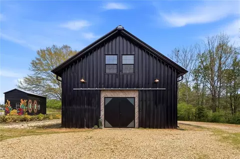 356 W Oak Grove Rd NW, Adairsville, GA 30103