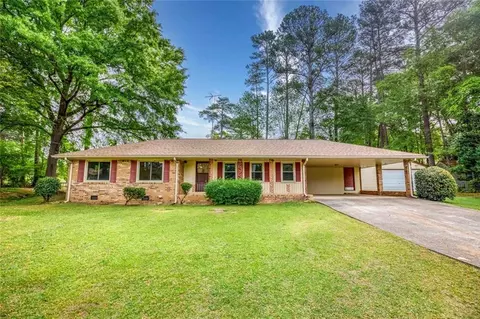 1660 Maple Ct SE, Conyers, GA 30013