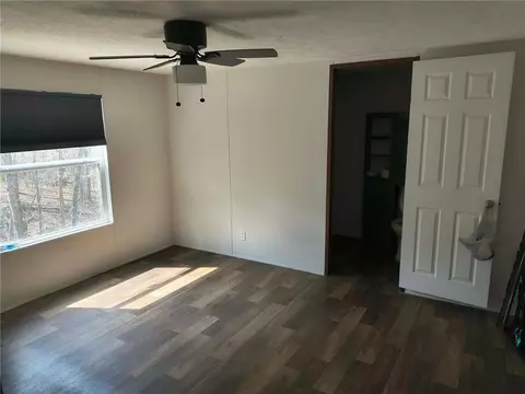 69 Gold Lake Dr, Cleveland, GA 30528