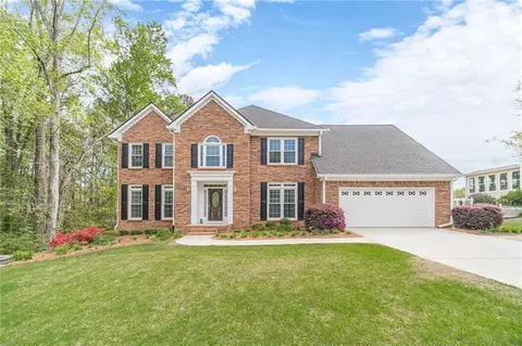 1524 Holly Lake Cir, Snellville, GA 30078