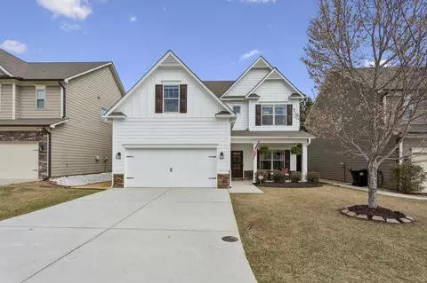 32 Parkmont Ln, Dallas, GA 30132