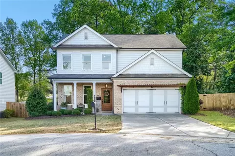 243 N Gwinnett St, Buford, GA 30518