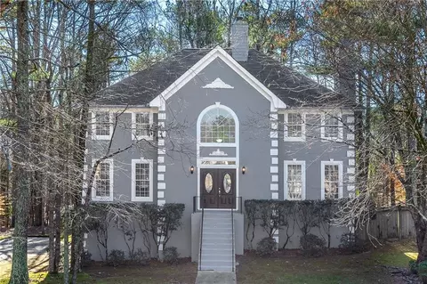 10500 Wynbridge Dr, Alpharetta, GA 30022