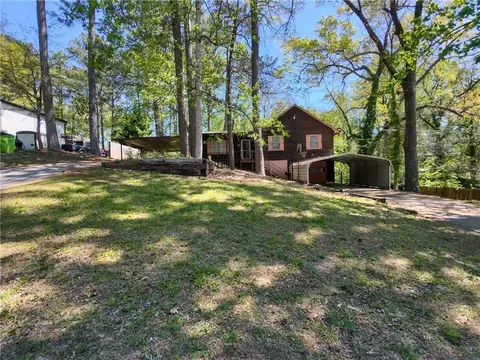 5401 Beth Dr, Austell, GA 30106