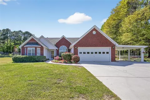 3565 Skyland Dr, Loganville, GA 30052