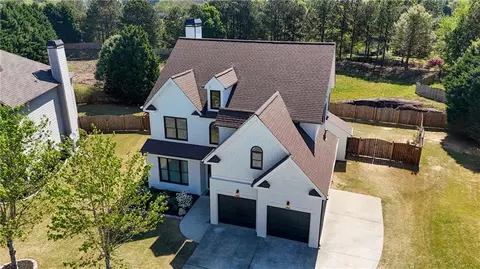 505 Starmist Ct, Loganville, GA 30052