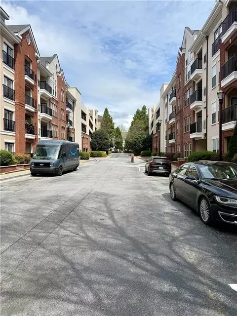 1850 Cotillion Dr #2307, Dunwoody, GA 30338