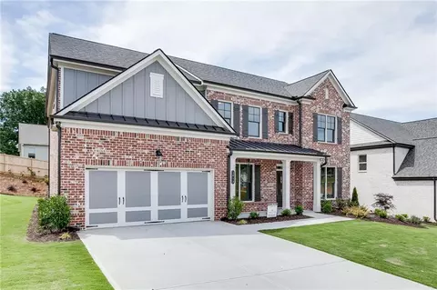 1813 Piney Bend Dr, Buford, GA 30518