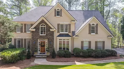 1770 Highgrove Club Dr, Milton, GA 30004