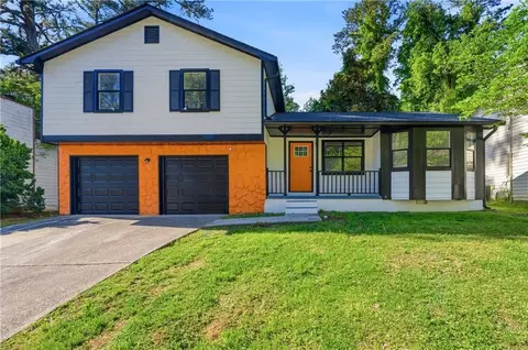 5456 Forest Pines Dr, Lithonia, GA 30058