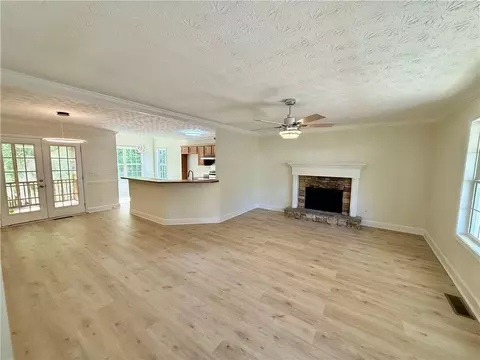 Living - 1127 Meadowview Dr, Jackson, GA 30233 photo 1 of 1