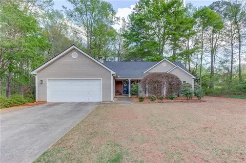 925 Nature Trl, Bethlehem, GA 30620