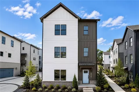 3307 Stillwood Dr, Hapeville, GA 30354