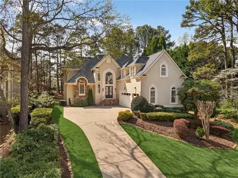 3224 Chipping Wood Ct, Milton, GA 30004