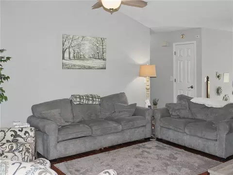 Living - 22 Farmbrook Dr SW, Cartersville, GA 30120 photo 3 of 5