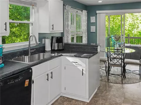 Kitchen - 22 Farmbrook Dr SW, Cartersville, GA 30120 photo 3 of 4