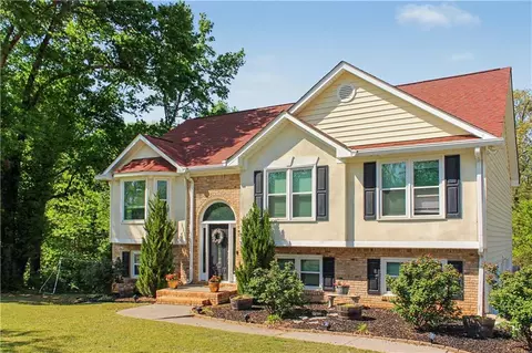 22 Farmbrook Dr SW, Cartersville, GA 30120
