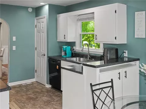 Kitchen - 22 Farmbrook Dr SW, Cartersville, GA 30120 photo 4 of 4
