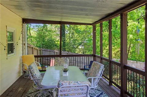 Exterior - 22 Farmbrook Dr SW, Cartersville, GA 30120 photo 3 of 10