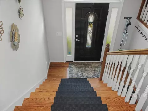 Entry Way - 22 Farmbrook Dr SW, Cartersville, GA 30120 photo 1 of 3