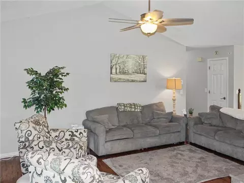 Living - 22 Farmbrook Dr SW, Cartersville, GA 30120 photo 5 of 5