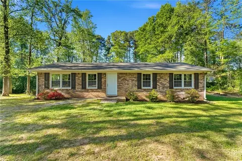 172 Mona Pl, Dallas, GA 30132