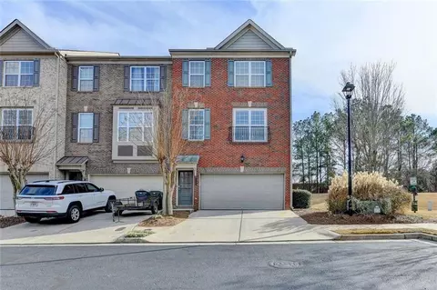 5716 Pine Oak Dr, Peachtree Corners, GA 30092