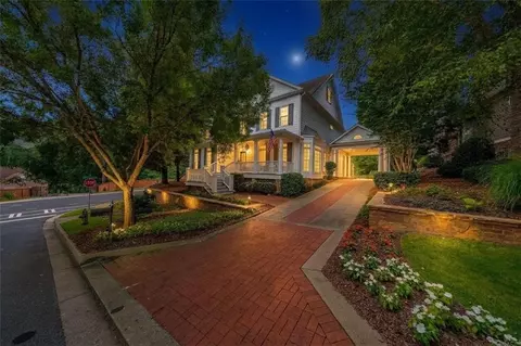 3901 Hazelhurst Dr, Marietta, GA 30066