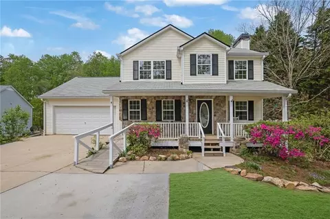 848 Burton Ridge Dr, Loganville, GA 30052