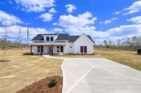 15 South Rd, Griffin, GA 30224