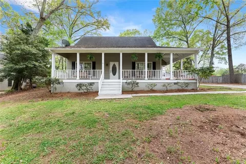 3836 Cherokee Frd, Gainesville, GA 30506