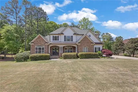 157 Beaconsfield Dr, Sharpsburg, GA 30277