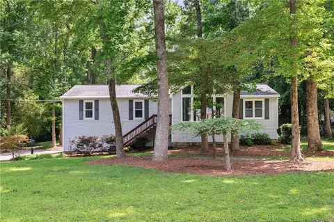 510 Magnolia Dr, Woodstock, GA 30188