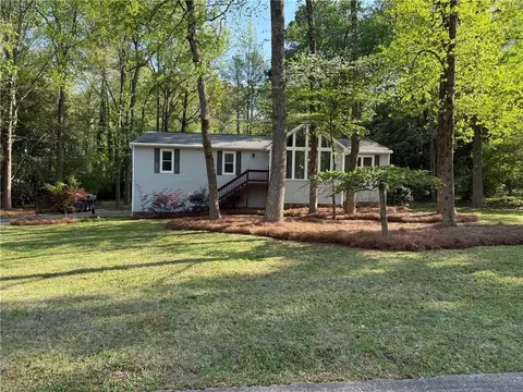 510 Magnolia Dr, Woodstock, GA 30188