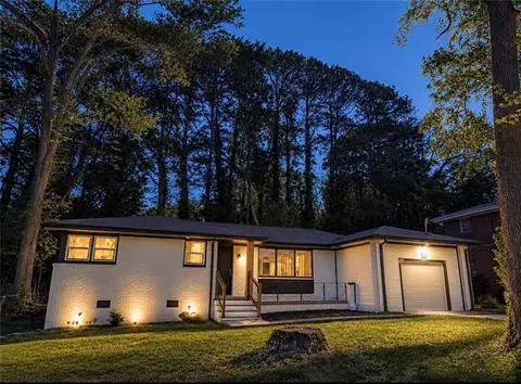2282 Belmont Dr, Decatur, GA 30032