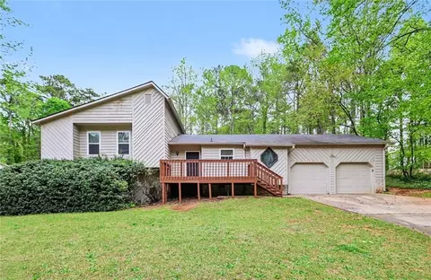 3242 Carmel Dr, Douglasville, GA 30135