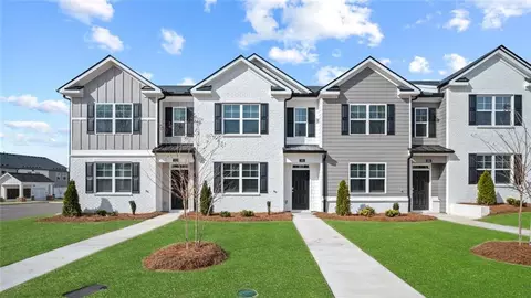 404 Reflection Dr, Stockbridge, GA 30281