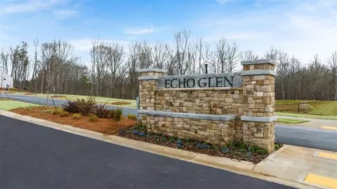 412 Reflection Dr, Stockbridge, GA 30281