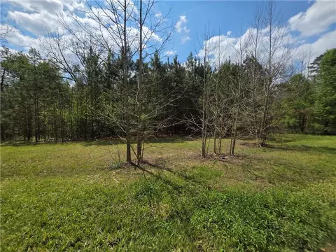 4563 Ruby Rd, Stone Mountain, GA 30083 photo 4