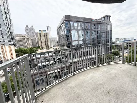 400 W Peachtree St NW #1011, Atlanta, GA 30308