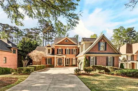 7445 Laurel Oak Dr, Suwanee, GA 30024