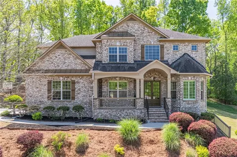 2715 Cogburn Ln, Milton, GA 30004